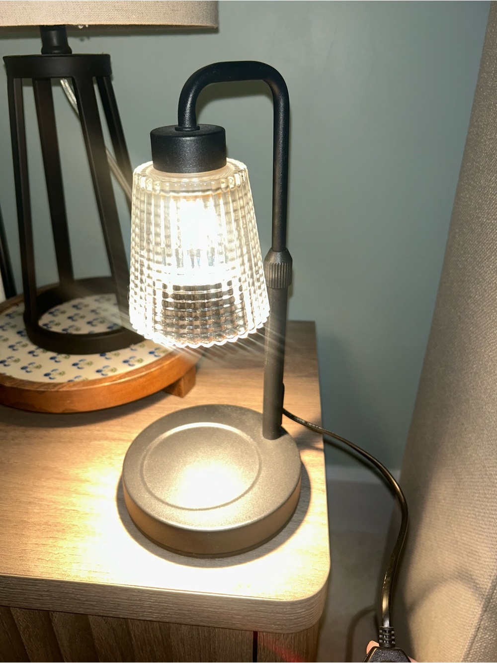 Modern Glass Shade Table Lamp and Candle Warmer  - Black Finish